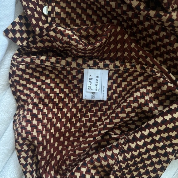 Vintage Louis Féraud Geometric Print Blouse Made in Italy, 100% Silk - Size M, - Picture 10 of 14